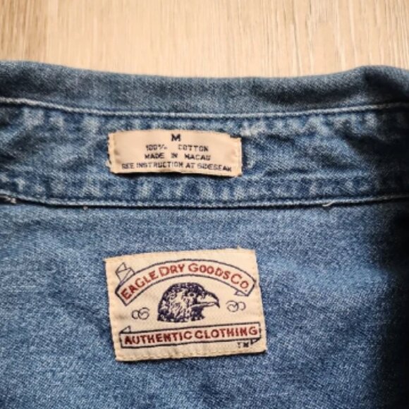 Rare VINTAGE Heineken Embroidered Denim Long Sleeve Cotton Button-Up Shirt Sz M - Picture 3 of 12